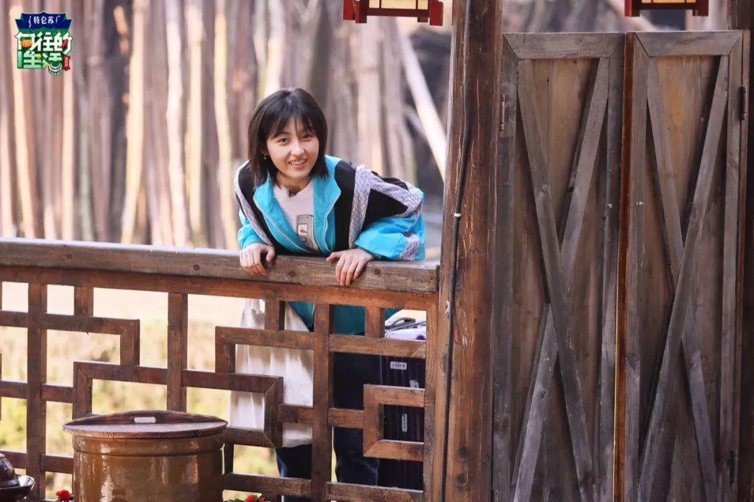 张子枫常驻《向往的生活》啦!是什么让黄磊和彭昱畅都疼她
