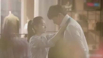 《我只喜欢你》开播槽点多:滤镜厚重,男主面瘫无表情,颜值劝退