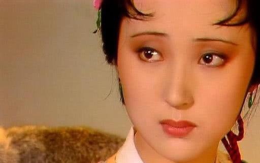 红楼梦后40回,贾母为什么一改先前对林黛玉的溺爱,连死也不看她