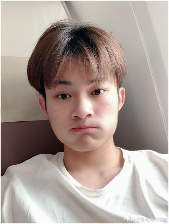 韩跑跑被水友暗演输掉游戏,宽容原谅后竟然还有心情安慰观众!