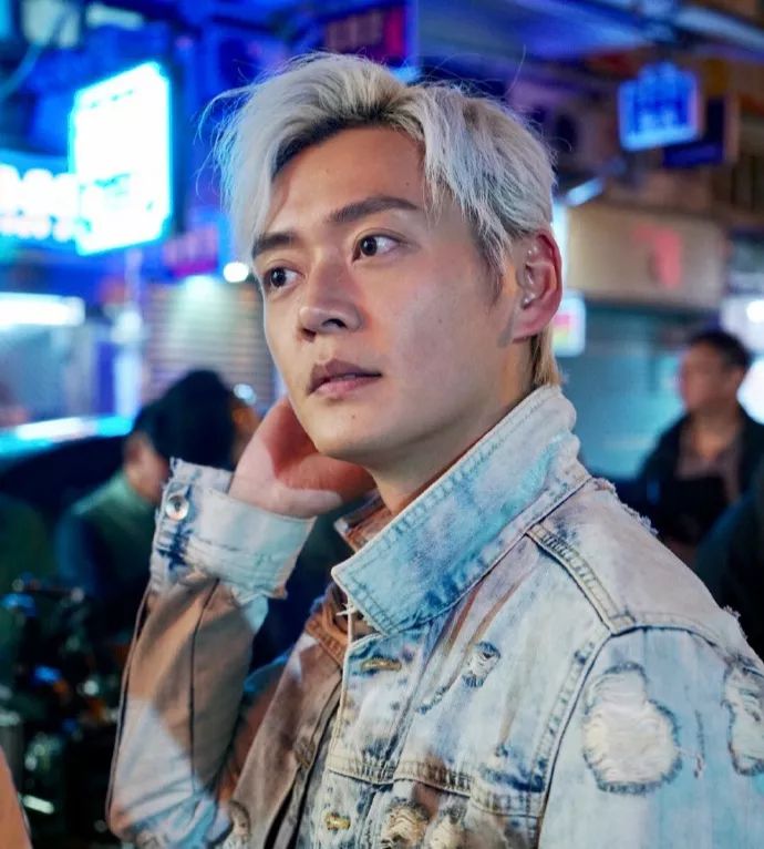 TVB最惨男主!不但两部剧被黄心颖连累,这部剧也惨遭搁置