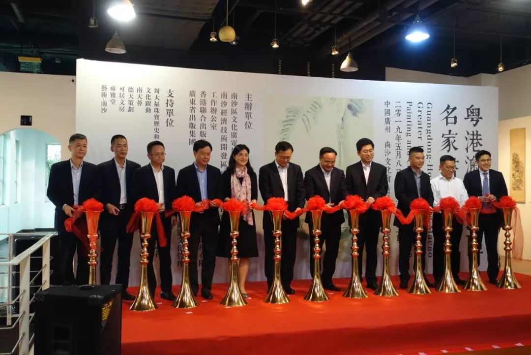 艺术风采丨指开新境 :张荣国的指彩画