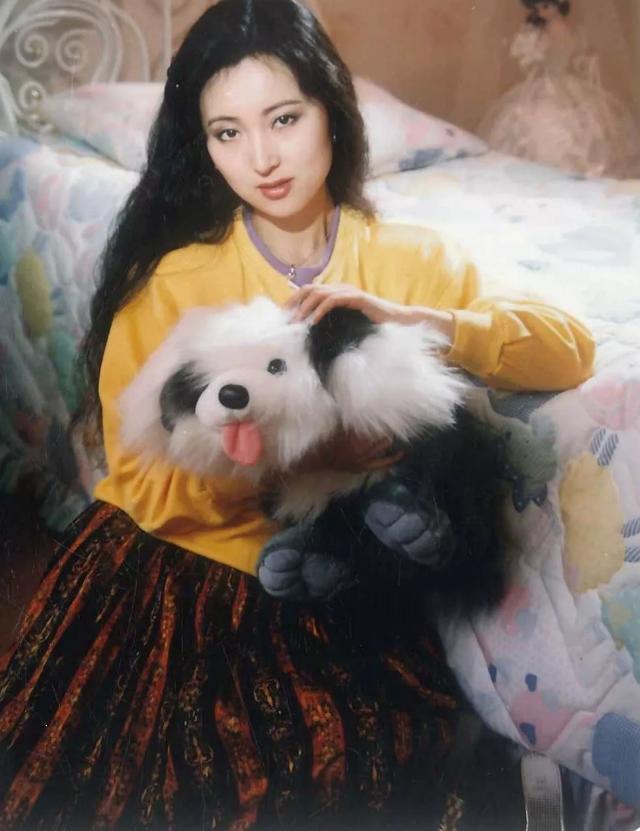最经典林黛玉扮演者陈晓旭去世12周年,欧阳奋强分享珍贵旧照怀念