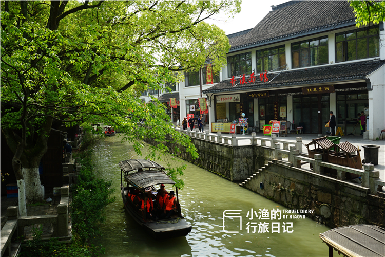 2500年古镇藏30多座私家园林?江南唯一!连乾隆皇帝都魂牵梦萦
