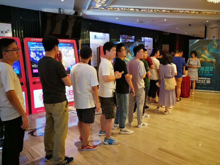 央视影音观影团解锁“最硬核怪兽巨制”《哥斯拉2》燃爆感官