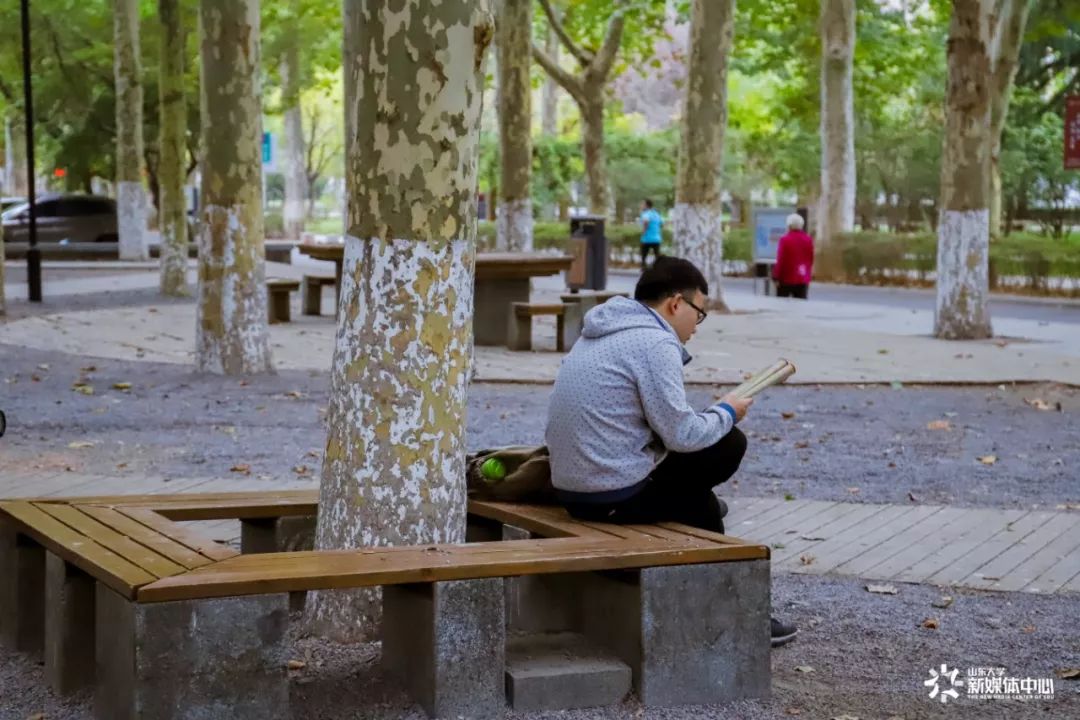 我慢慢地听,山大的声音……