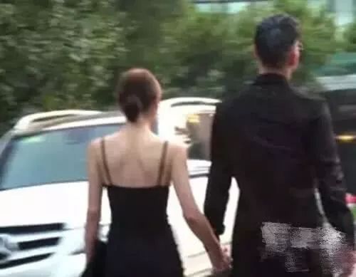 师门和婚姻都匆匆而过,宣布离婚的曹云金被Diss惨了