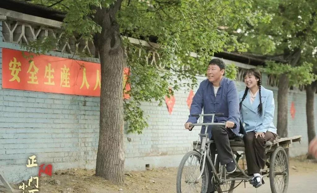 从《潜伏》到《都挺好》,姚晨和蒋雯丽同台竞奖,为何从未赢过?