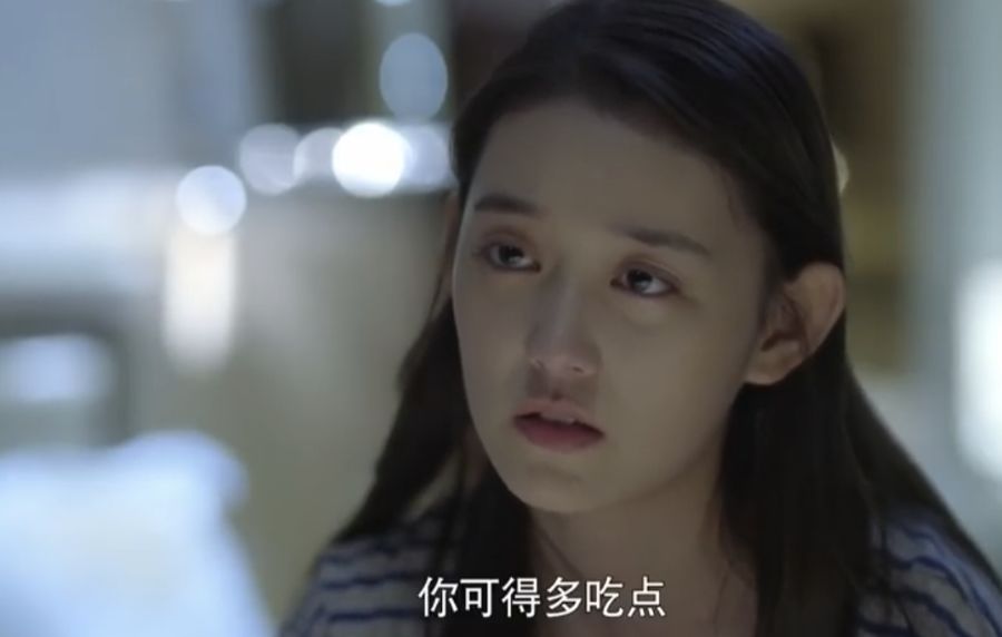 两大新晋国民闺女,一个演技炸裂太抢镜,她却因新剧太做作遭群嘲
