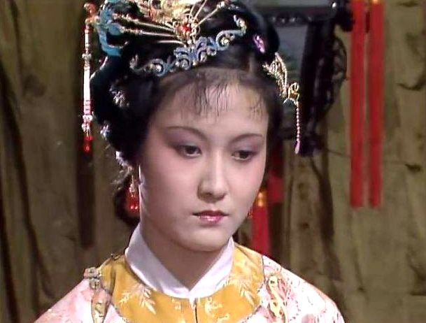 红楼梦里最无耻之人,曹雪芹给他取的名字就透着讽刺