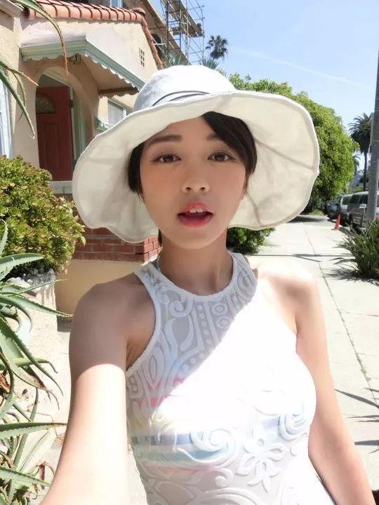 想做打女?27岁人气女星现身旺角学吊威亚:为拍旅游节目做足准备
