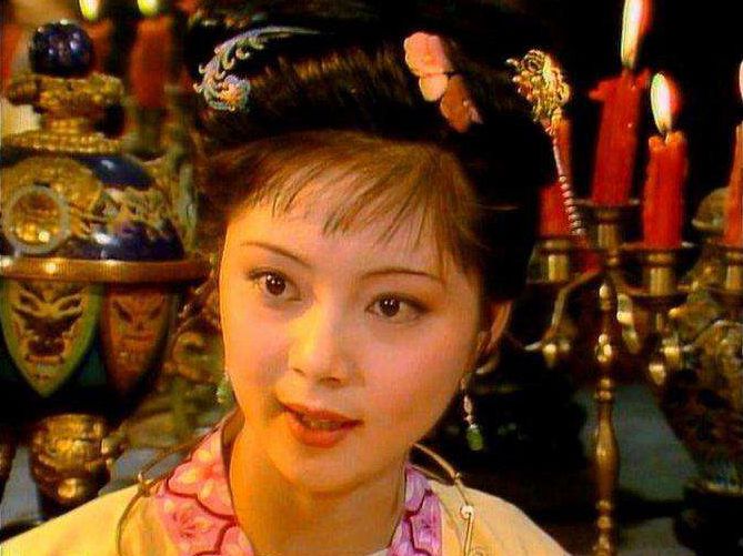 薛宝钗最终结局如何?原文有多处暗示,嫁给宝玉后孤独终老