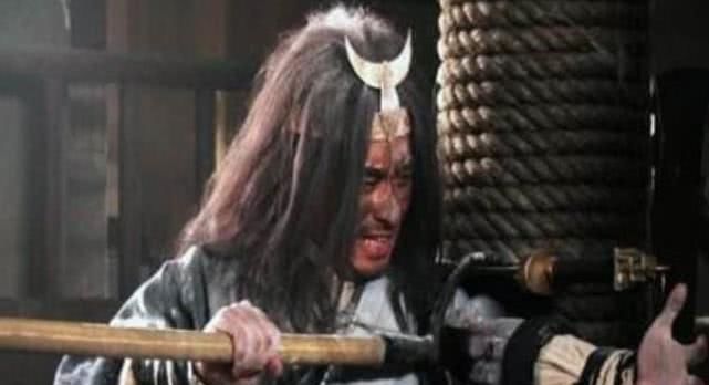 武松断臂擒住方腊,宋江只说了4个字,彻底暴露他的野心