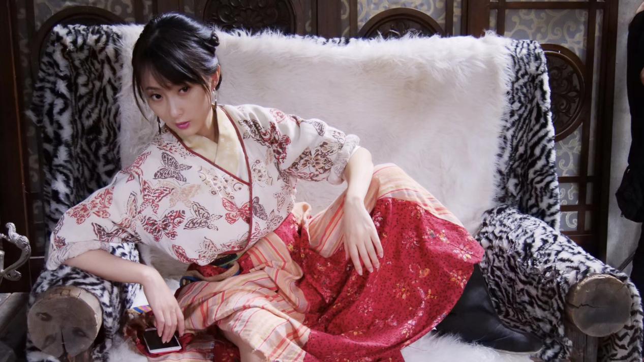 清纯校花李佳敏化身妩媚泼辣“刘二娘” 7.3《虎门镖局》开战