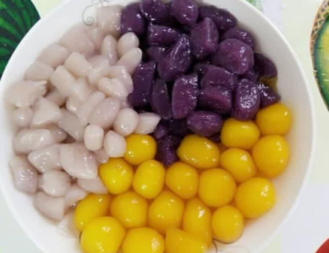 下面是胖子公认最增肥的四种食物,有些真心让你措手不及