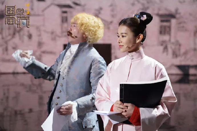 胡杏儿发文感怀出道20年,刚生二胎的她状态越来越好了!
