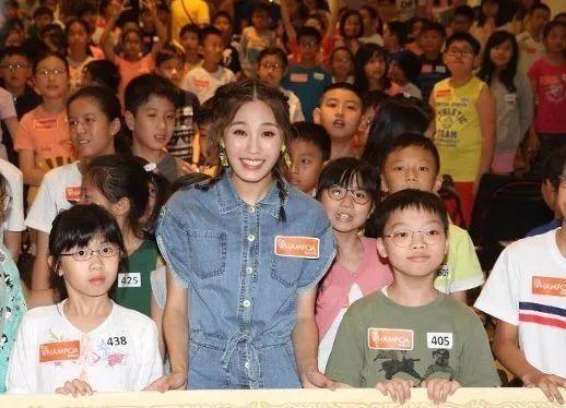 26岁TVB小花在剧中献出屏幕初吻 表示还可以尝试其他剧情