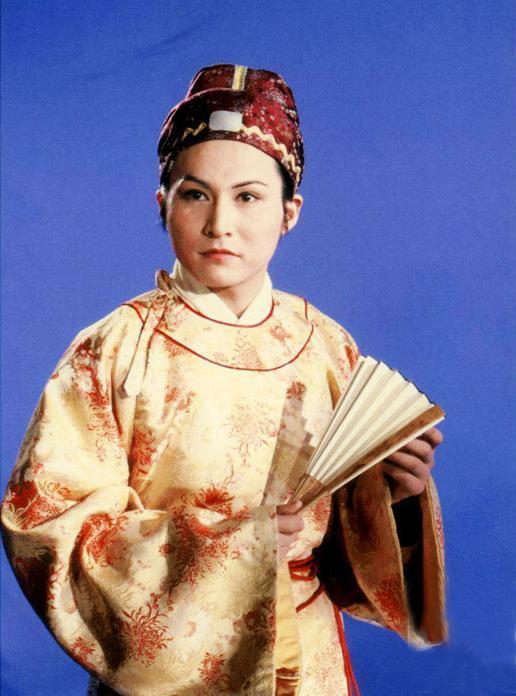 从央美离职后,他成为了国内首位3D画师,四次破吉尼斯纪录,却每天被衬静周驱逐!