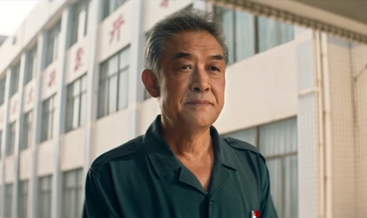 邓超为这部电影放弃《跑男》,从尬笑男神变催泪慈父,他赌赢了!