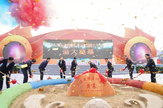 不是隆东!万达集团再签世界级强援 球迷:中国足球有希望了!