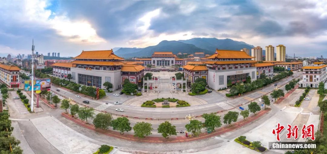 你的吃吃吃买买买,都离不开福建这些“超级小镇”