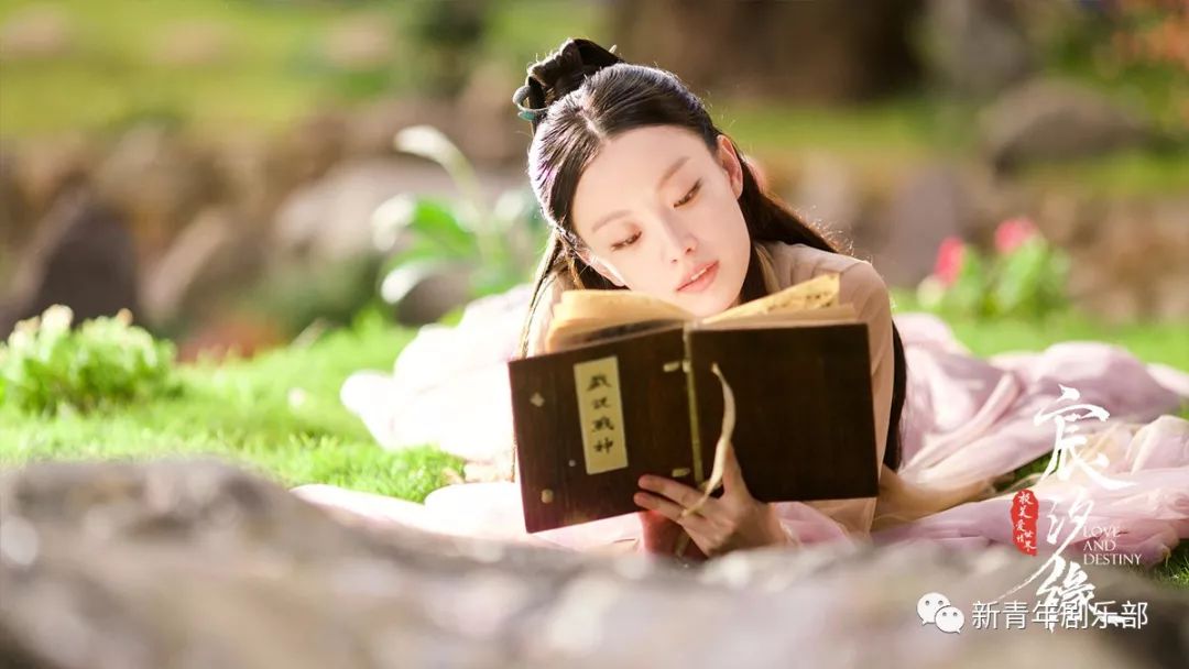 “下凡”演的古偶剧播了,张震被吐槽像道士