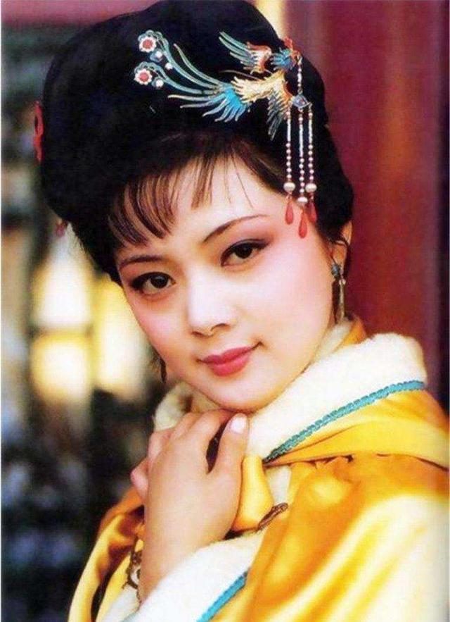 秦可卿为何同贾珍一起做下丑事?秘密就在这14个字里