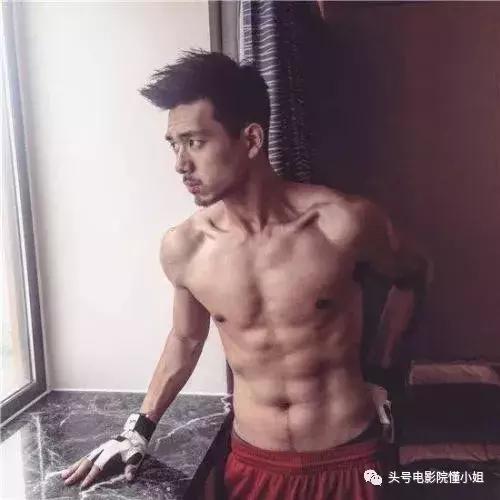 今年“面瘫男”火了!一个苏大强,一个他,女观众集体换“男友”