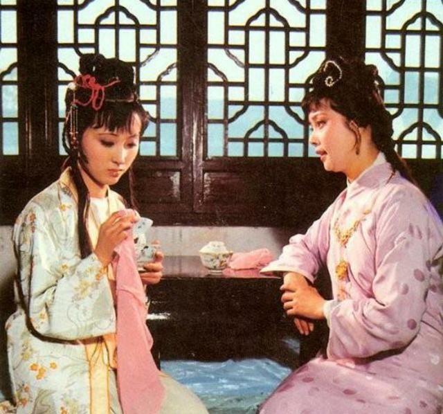 王夫人苛待林黛玉,贾母一句话撕开了她的遮羞布,太解气了