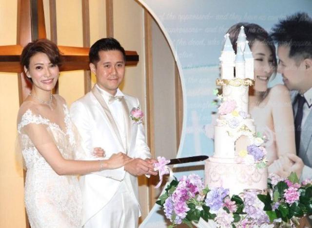 TVB“坏女人”专业户今日大婚 将誓词稿放进婚纱口袋做梦都在背