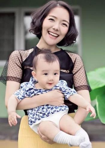 汪涵儿子5岁近照软萌乖巧,从他名字看汪涵的学识有多渊博