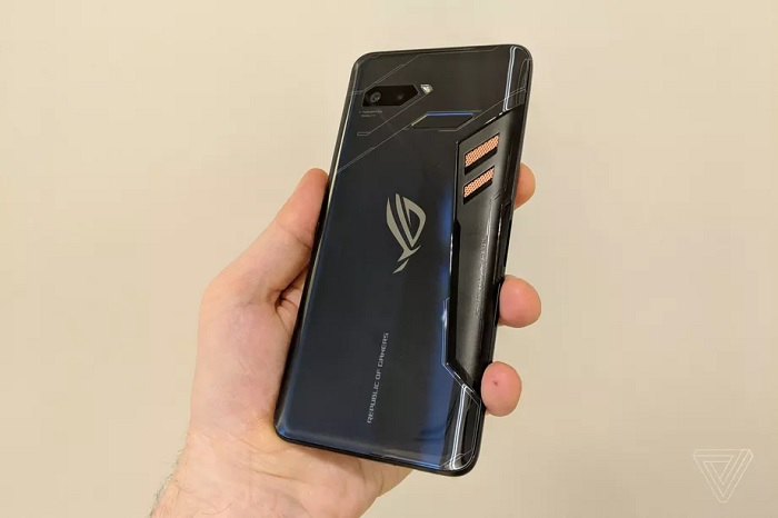 华硕二代ROG Phone或挑起智能机配置大战