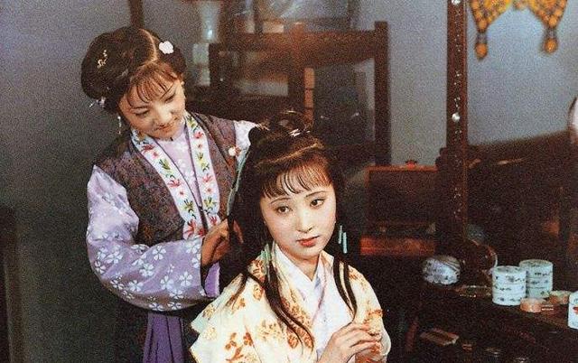 红楼梦里北静王真的暗恋黛玉吗?答案在这两处描写中