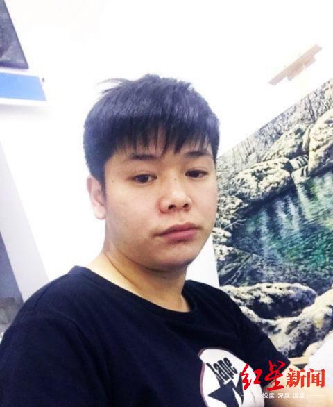 转圆规几千圈画钢铁侠走红 画师首度回应:我不是大师,高中毕业