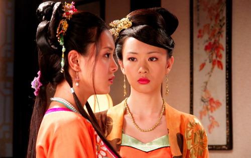 《红楼梦》里尤二姐不进贾府,能生存吗?