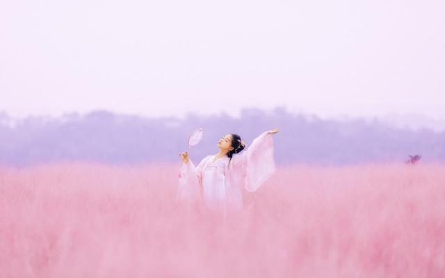 下个月,烂桃花散去,正桃花到来,迎来真爱的四大星座,祝福