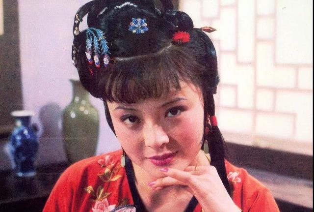红楼梦里比王熙凤彪悍的两个女子,她们的爱情,都败在了自己的性格上