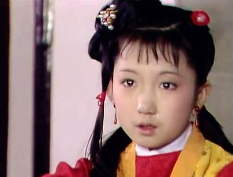 王熙凤之女巧姐流落烟花柳巷,拐卖她的“狠舅奸兄”竟然是他们
