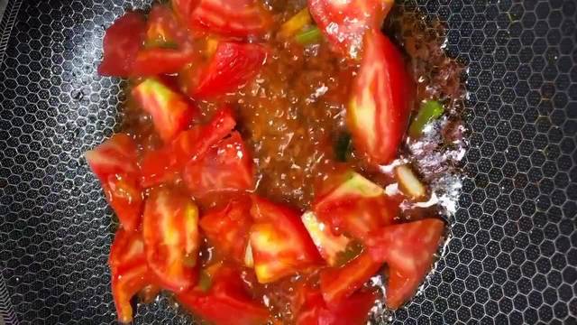 家常小炒菌菇炒鸡蛋,清淡味美营养全面,没有胃口的时候来试试!