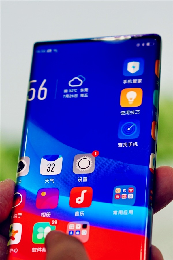 OPPO瀑布屏新机上手,近乎100%屏占比