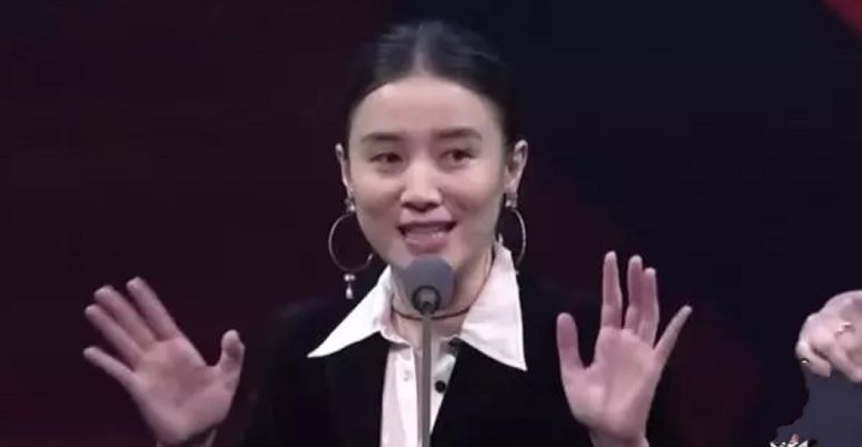 海清一番发言获支持,却遭好友拆台,是她没认清现状?