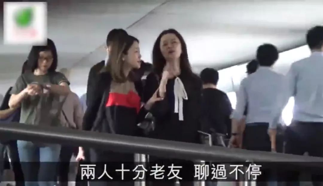 周星驰前女友现身!曾为六千万与星爷闹上法庭,分手后越活越年轻