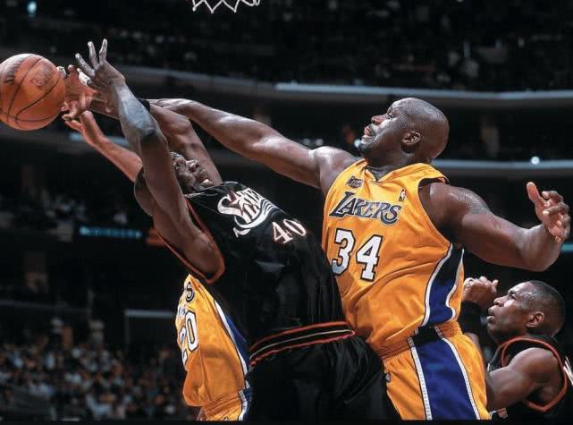 NBA四大奇葩数据:有人0分28篮板,有人打了22分钟全是0