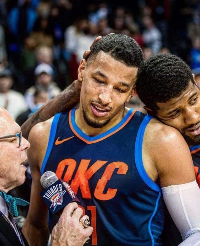 NBA四大奇葩数据:有人0分28篮板,有人打了22分钟全是0