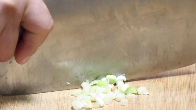 豆腐最近火了,打入5个鸡蛋,居然这么好吃