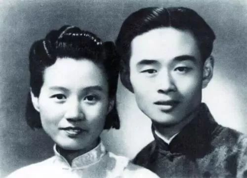 我对你的爱愈是加深,你的美便愈是增长