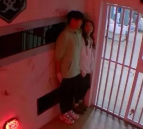 魏大勋和乔欣,好惨两男女