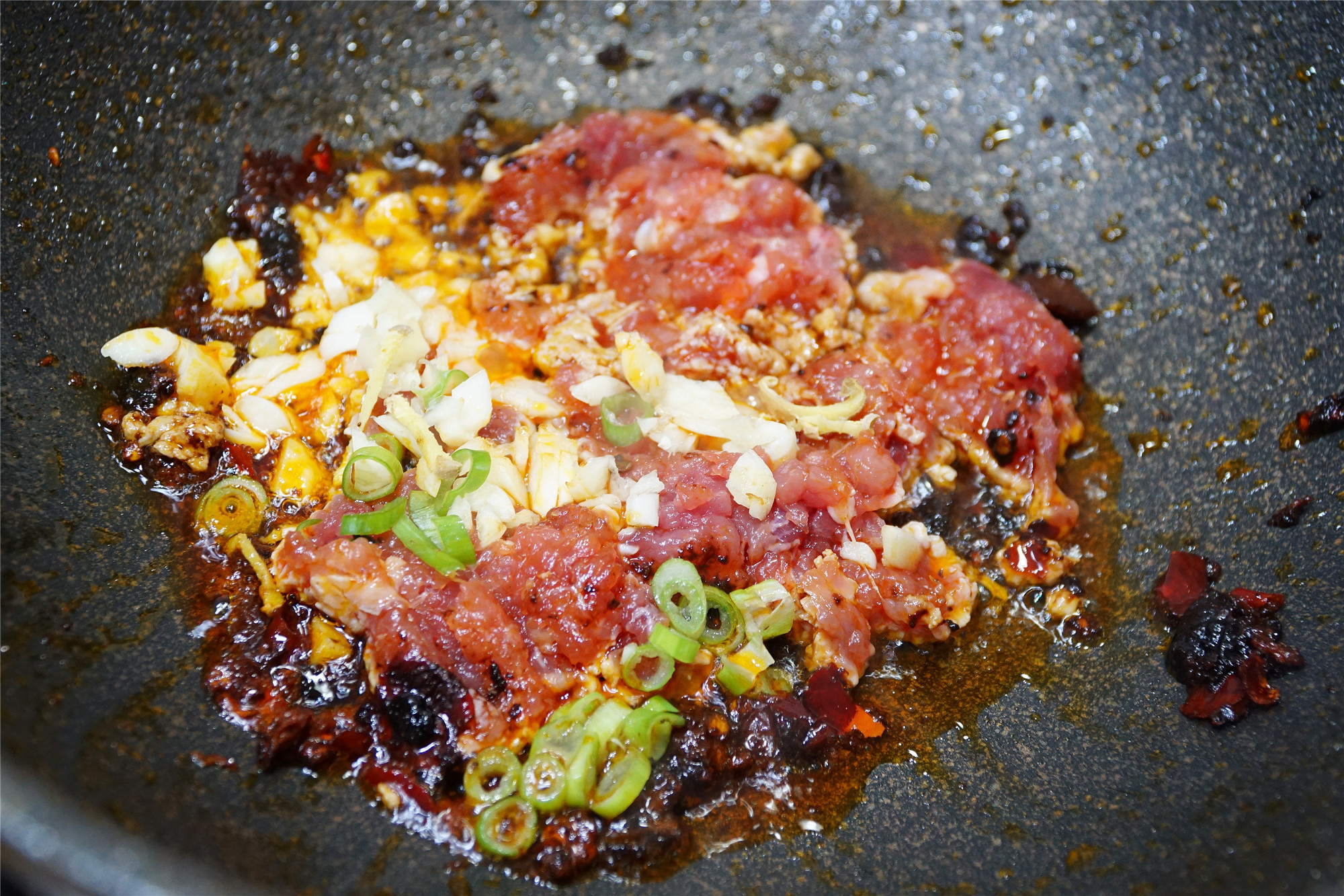 天热,孩子最馋这道菜,蒸一蒸5分钟上桌,提高免疫,入秋要多吃