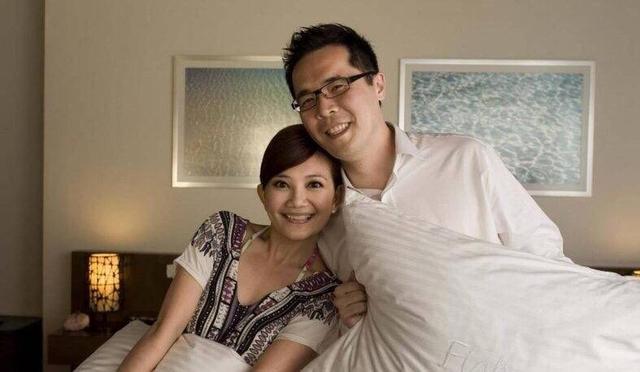 梁静茹被曝离婚 经纪人回应模凌两可 老公却直接否认