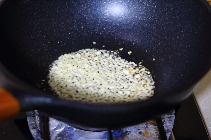 孩子胃口不好,给他做盘外焦内嫩,酸甜可口的茄汁豆腐,开胃又下饭